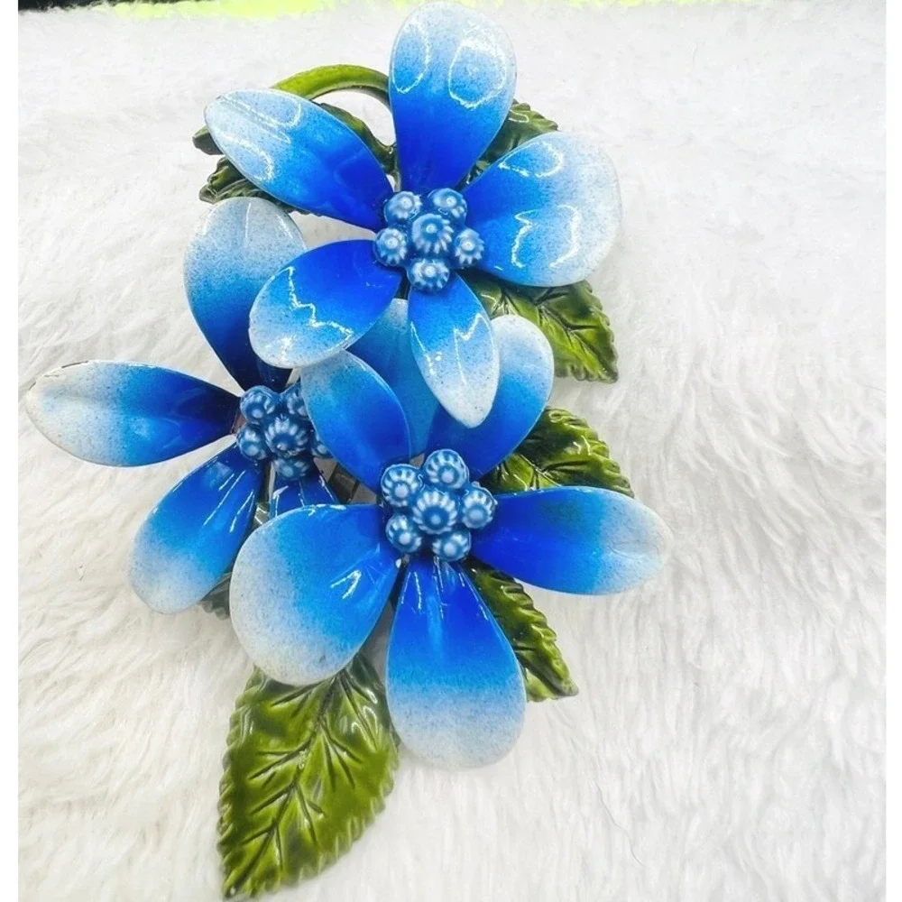 Vintage Flower‎ Power Brooch Blue Enamel Bouquet Leaves 3X2